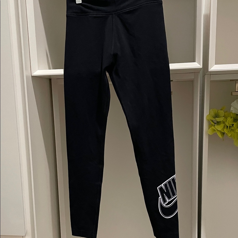 Nike Kids Leggings in Black with Logo